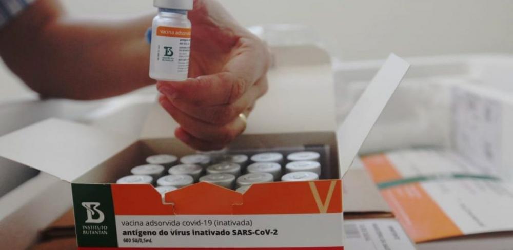 CoronaVac é incluída no plano de vacinação para crianças