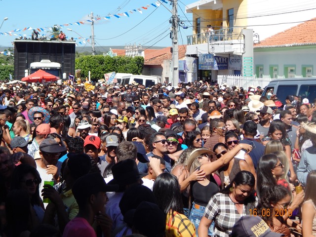 Prefeitura de Jeremoabo (BA) proíbe realização de shows e festas independentemente do nº de pessoas