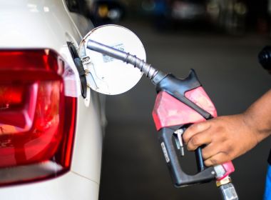 Conflito entre Rússia e Ucrânia pode fazer litro da gasolina chegar a R$ 10