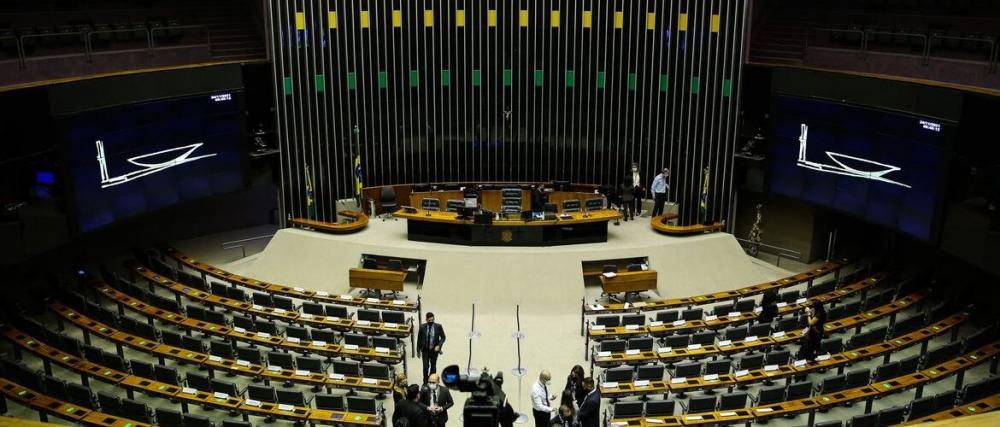 Câmara aprova auxílio-aluguel a vítimas de violência doméstica