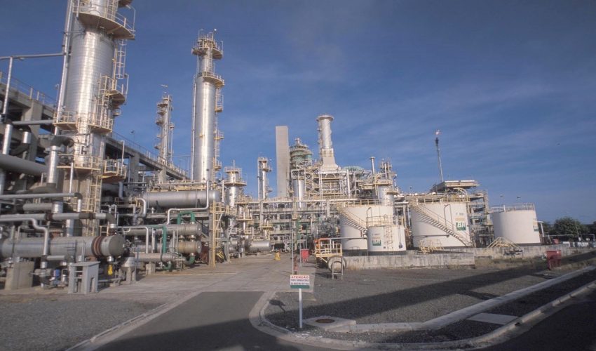 Privatizada, refinaria na Bahia vende combustíveis 6,4% mais caro que a Petrobras