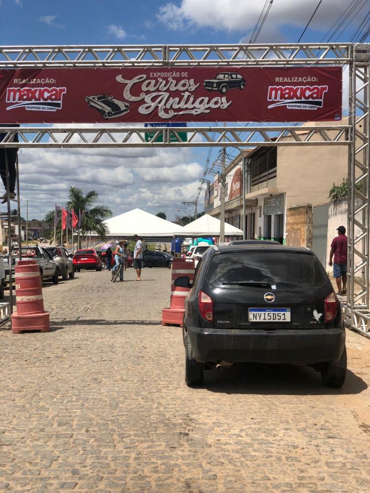 Exposição de carros antigos em Euclides da Cunha – BA movimenta turismo local