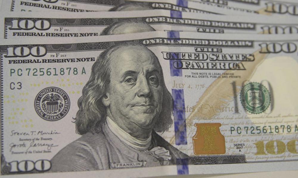 Dólar sobe para R$ 4,66 em dia de tensão externa