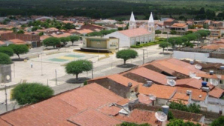 Uauá: PM prende em flagrante homem acusado de furto e ameaça com arma branca