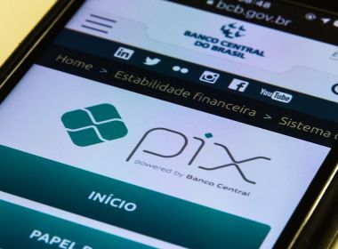 Criminosos transformam vítimas de sequestro em laranjas para fazer Pix