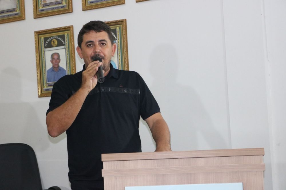 Prefeito de Adustina é agredido durante assalto e tem carro levado por bandidos