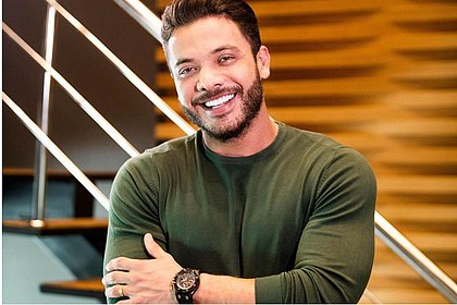 Com lesão na coluna, Safadão cancela shows na Bahia neste final de semana