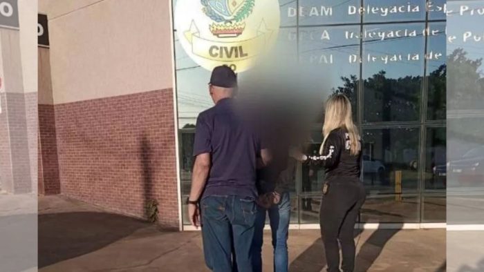 Padrasto é preso suspeito de estuprar enteada de 7 anos; a denúncia foi feita após assistir uma palestra na escola sobre abuso infantil ?
