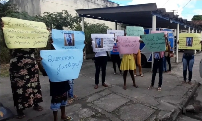 Jovem é morto a tiros no interior da Bahia e familiares acusam PM