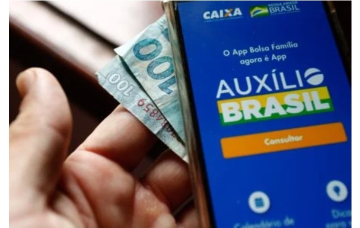 Auxílio Brasil e vale-gás começam a ser pagos nesta 3ª. Confira datas