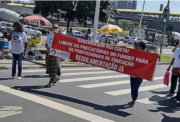 Professores organizam paralisação para pedir pagamento dos precatórios com correção