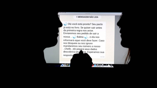 O jogo “Baleia Azul” só aumenta o sofrimento’, diz sobrevivente salva pela mãe