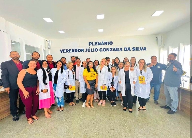 Sessão ordinária desta quarta-feira(21) contou com a presença de enfermeiros e técnicos de enfermagem