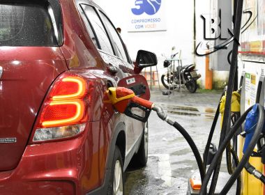 Petrobras deveria aumentar preços de gasolina e diesel, dizem importadores