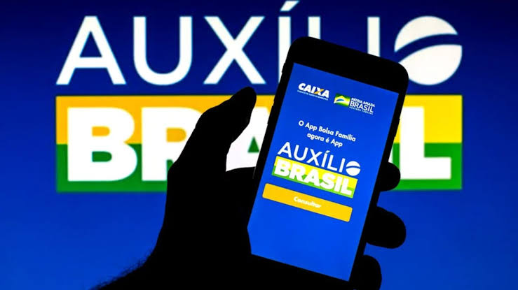 Beneficiários com NIS final 9 já podem movimentar Auxílio Brasil