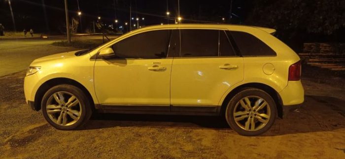 Carro roubado é recuperado em abordagem à caminhão cegonha em Ribeira do Pombal
