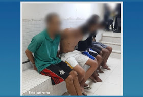 Polícia prende 5 suspeitos de tráfico de drogas em Paulo Afonso Bahia