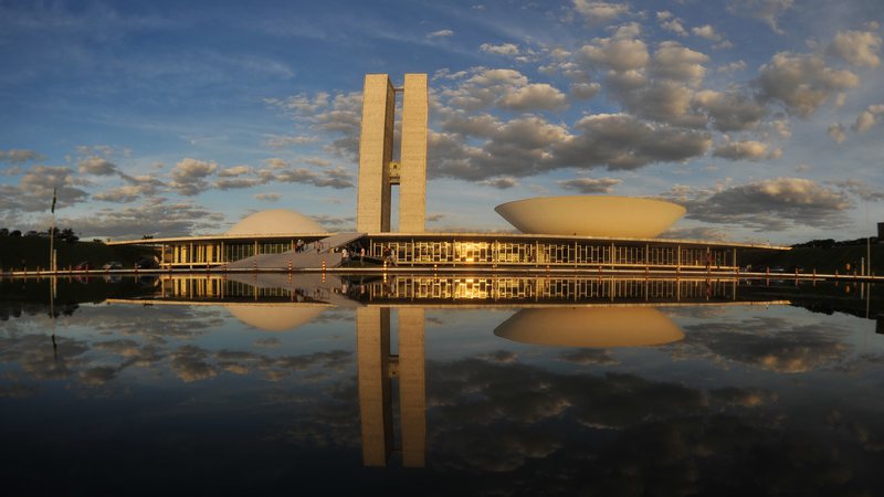 Centrão articula manobra para burlar teto e destravar emendas em 2022