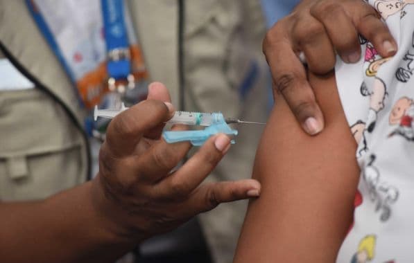 Anvisa aprova duas vacinas da Pfizer atualizadas para subvariantes da ômicron