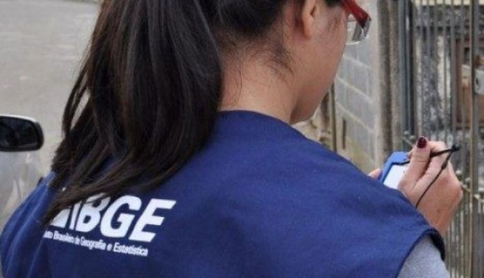 IBGE abre concurso para 24,9 mil vagas; saiba detalhes