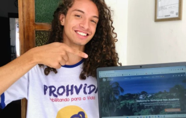 Estudante tucanense ganha bolsa de estudos em projeto humanitário no exterior