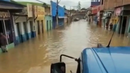 Sobe n° de desabrigados e desalojados após chuva forte em Medeiros Neto