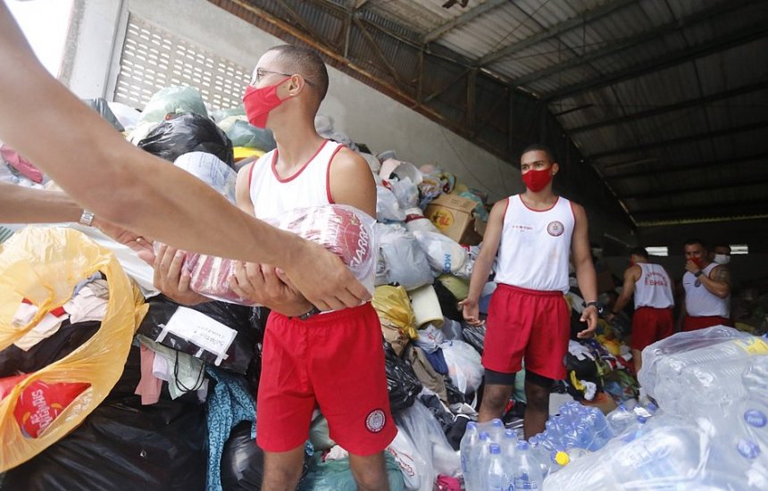 Corpo de Bombeiros inicia campanha para arrecadar doações às vítimas da chuva na Bahia