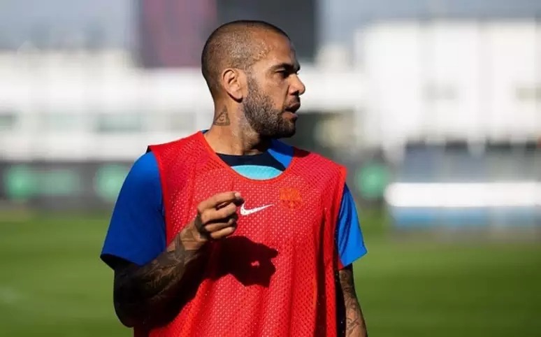 Daniel Alves escapa de segunda acusação de agressão sexual na Espanha