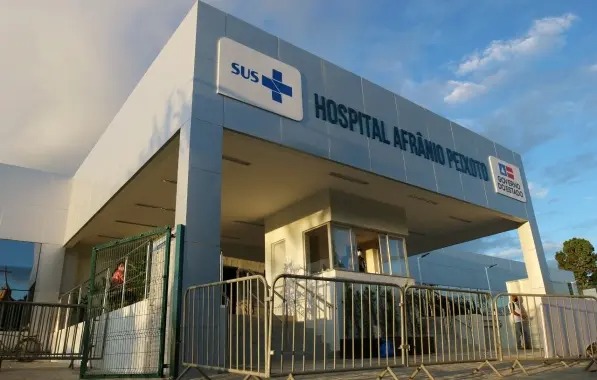 Pacientes de hospital em Vitória da Conquista relatam atraso de cirurgias por falta de roupas de cama