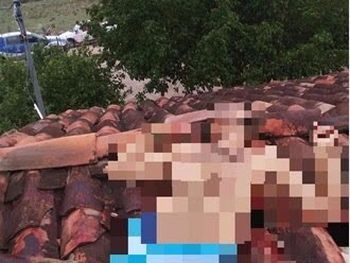 Grupo armado invade casa e mata morador a tiros em cima de telhado na Bahia