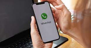 Nova função do WhatsApp permite usar a mesma conta em até quatro celulares