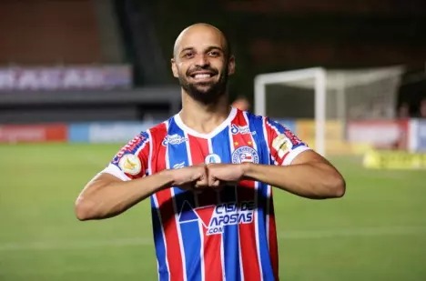 Bahia avança no mercado e pode anunciar contratações de Ademir e Thaciano