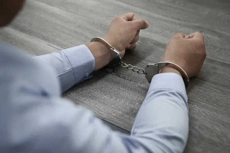 Falsa médica é desmascarada e presa em hospital de Cícero Dantas-BA