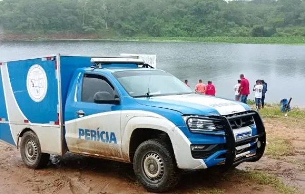 Corpo de adolescente é encontrado após naufrágio de barco em Feira de Santana
