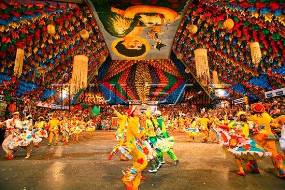 Junho vem aí! Veja quais são as 6 MELHORES festas juninas do Brasil